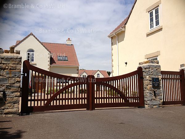 Electric Wooden Gates, Bristol